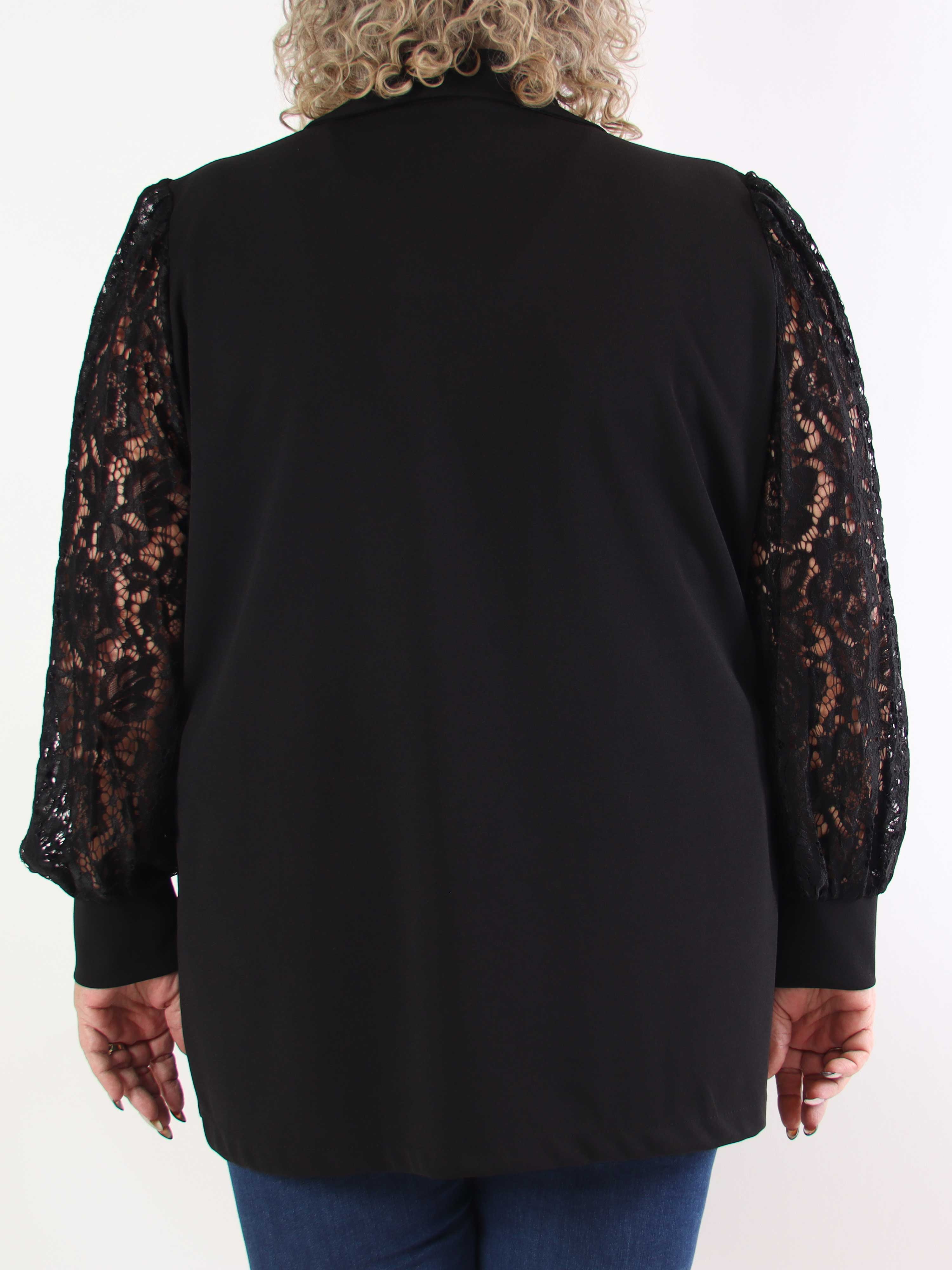 Kata Lace - Oversized blazer med ärmar i spets